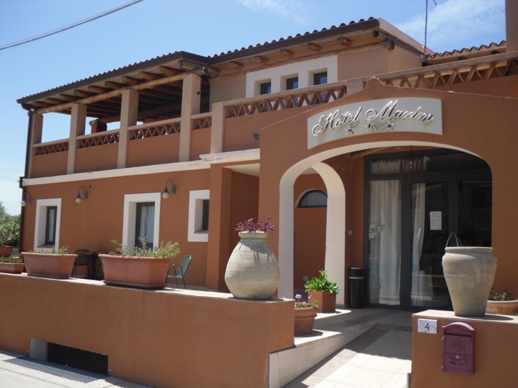 Hotel Maxim Olbia Exterior photo
